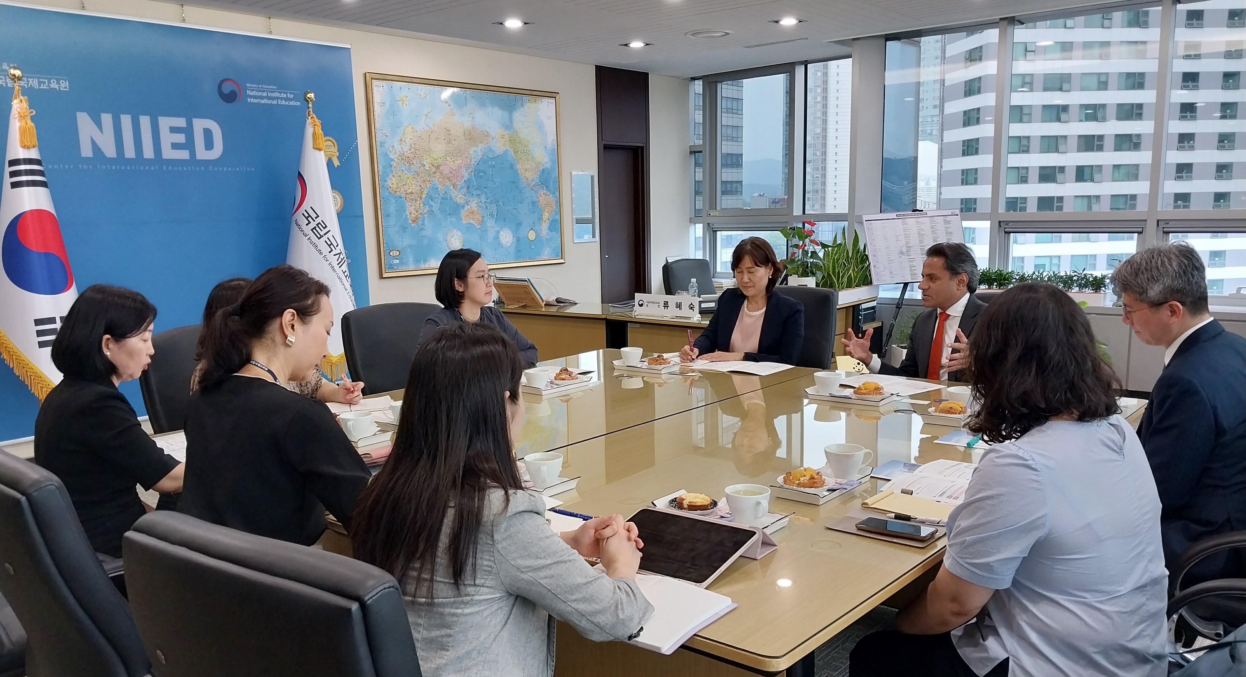 미국 ETS 선임부사장 등 업무협의